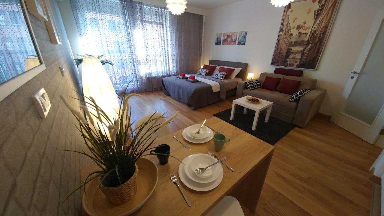 Apartments Delta A Blok - Savada Belgrad Exterior foto