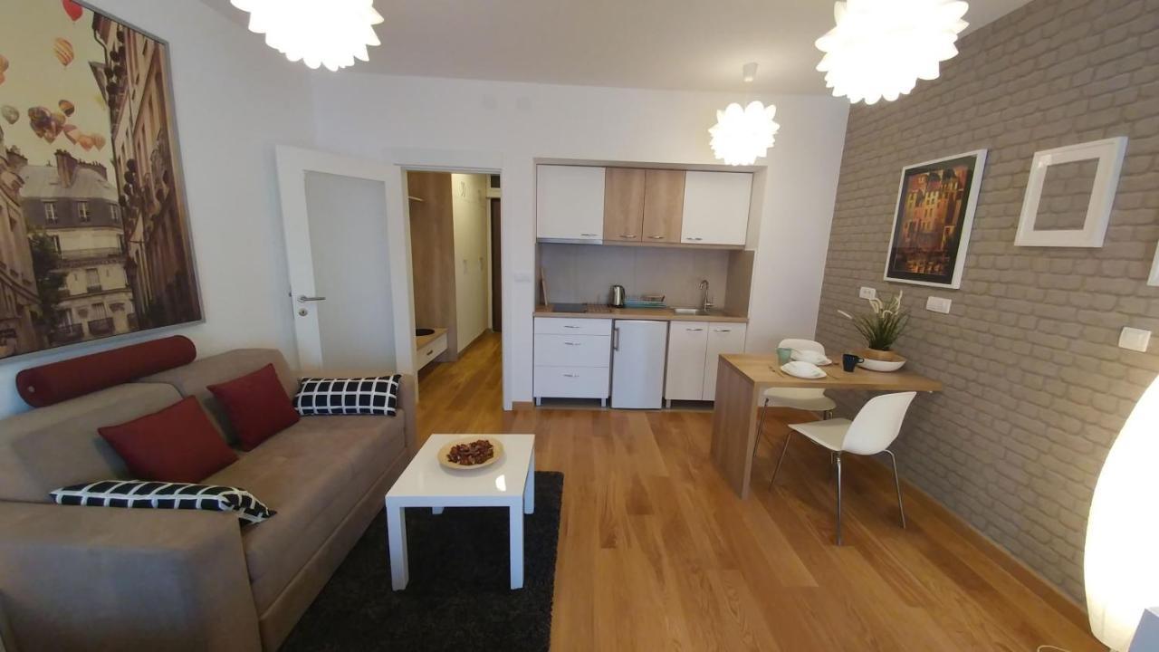 Apartments Delta A Blok - Savada Belgrad Exterior foto